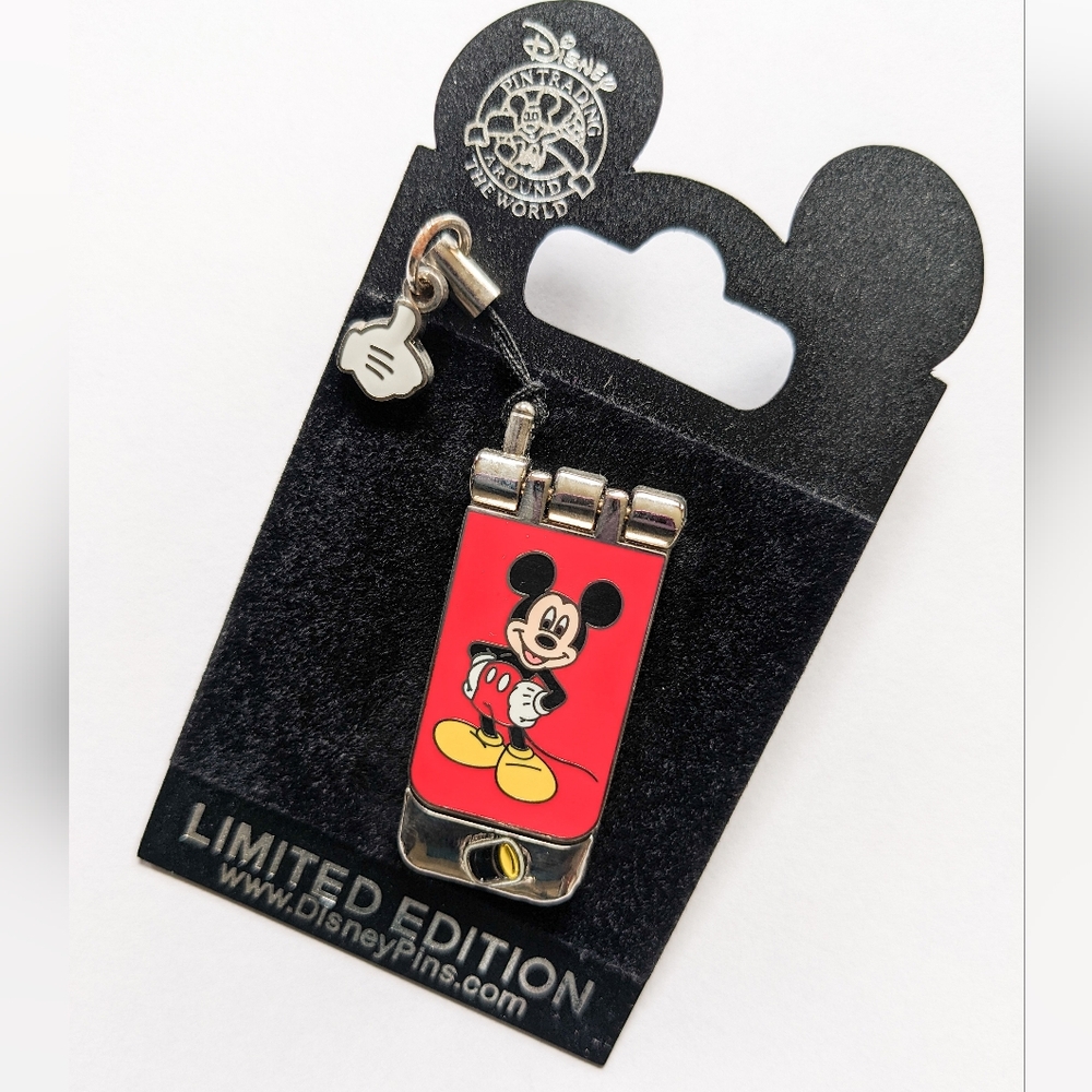 Disney Pins Spotlight Cellphone Collection Mickey Mouse
